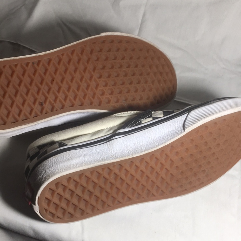 Checkerboard vans - Picture 4 of 4
